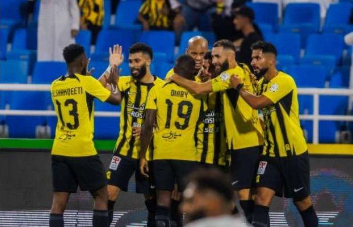 حصاد الجولة التاسعة من الدوري السعودي.. الهلال يتصدر دون هزيمة