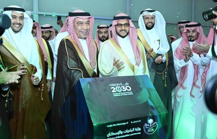 نائب وزير البلديات والإسكان يفتتح النسخة ال 34 من معرض البناء السعودي