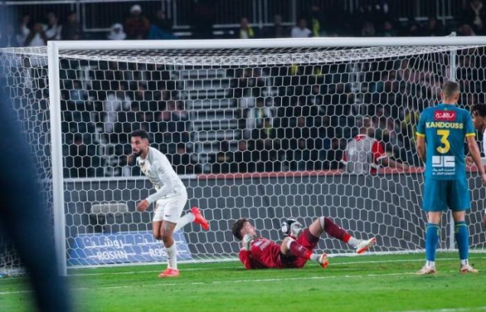 دوري روشن: الاتحاد يفوز على العروبة (2 - 0)