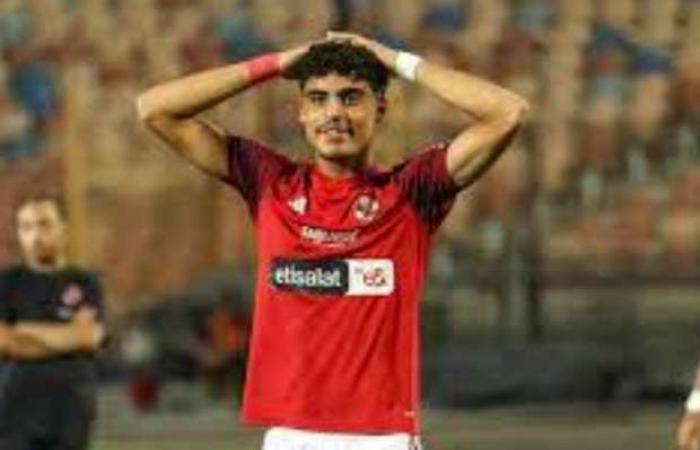 الأهلي يقرر إيقاف لاعبه بسبب مفاوضاته مع الزمالك.. ما القصة؟