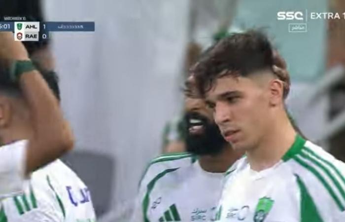 الدوري السعودي.. الأهلي يكتفي بثائية في مرمي الرائد