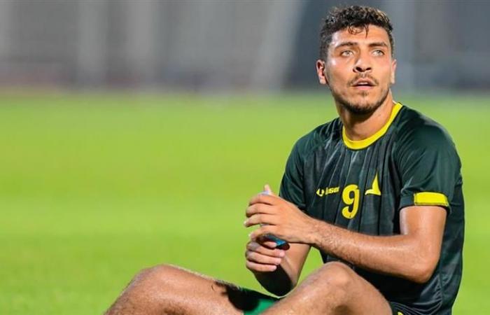 محمد شريف: الأولوية للأهلي حال عودتي الي مصر