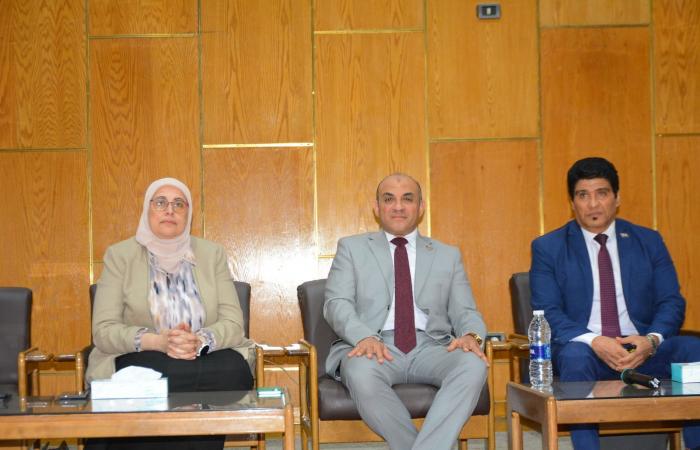 المركز الجامعي للتطوير المهني بجامعة أسيوط ينظم جلسة معلوماتية