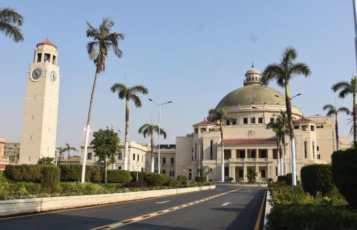 جامعة القاهرة تعقد ندوة "من الجامعة إلى سوق العمل".. غدا