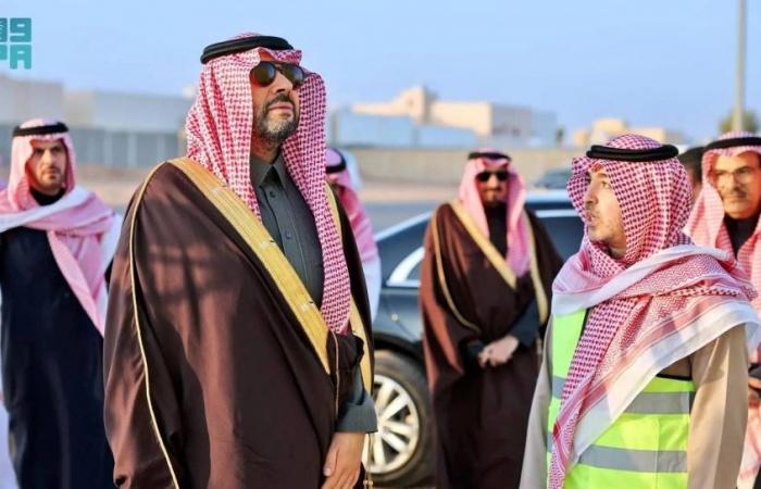 أمير الحدود الشمالية يتفقد مشروع طريق الأمير سلطان بمحافظة طريف