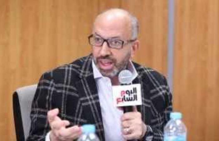 حسام المندوه: نقل محمد طارق عضو مجلس الزمالك للعناية المركزة بعد حريق منزله