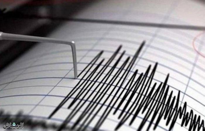 زلزال بقوة 5 درجات يضرب جزرًا بالمحيط الأطلسي