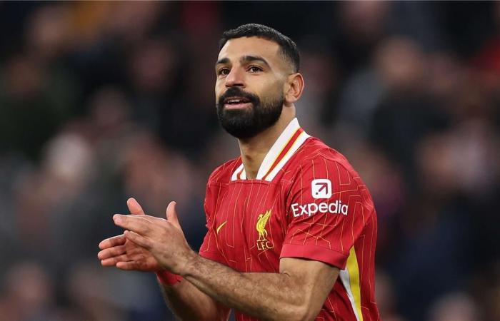 محمد صلاح يزين قائمة أفضل 11 لاعبا فى تاريخ ليفربول