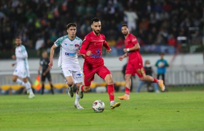 حكم مباراة الديربي بين الرجاء والوداد فى الدوري المغربي