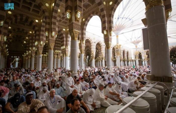 خطيب المسجد النبوي: حسن الظن بالله لا يعني التواكل والكسل وترك العمل