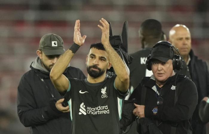 مدرب ليفربول يثني على المميز محمد صلاح