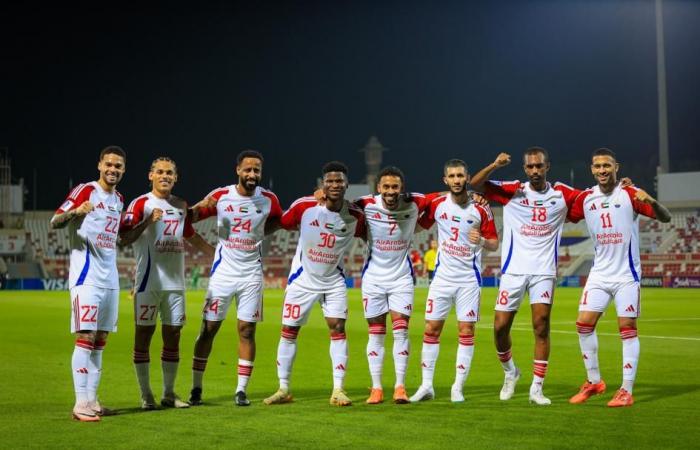 الشارقة يهزم استقلال الطاجيكي 3-1