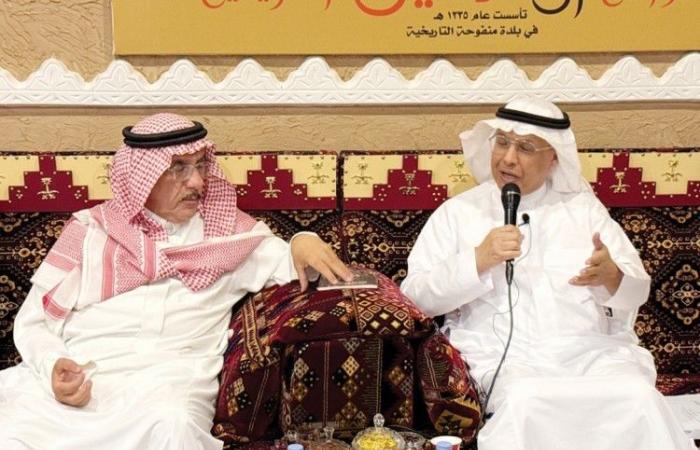 السماري يقدم قراءة فنية لرواية «صراعي مع الفصام»