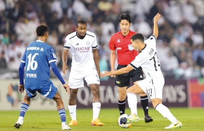 الآسيوي يحقق في أداء حكام لقاء الهلال والسد