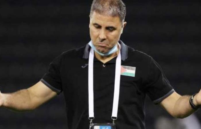 منتخب فلسطين يودّع مدرّبه التونسي مكرم دبّوب