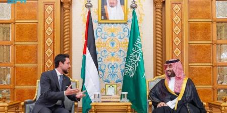 الأمير محمد بن سلمان وولي عهد الأردن يستعرضان العلاقات الأخوية بين البلدين