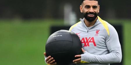 فاولر يمازح محمد صلاح بعد تحطيمه رقمه