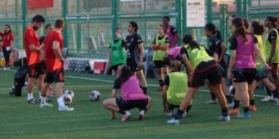 موعد مباراة الأهلي والزمالك فى قمة الكرة النسائية والقناة الناقلة