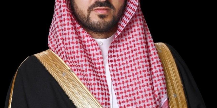 سعود بن بندر يرعى توقيع عقد تنفيذ مشروع ربط السوق الخليجية للكهرباء مع جمهورية العراق