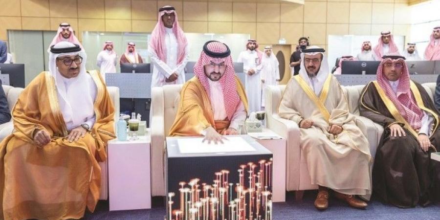 نائب أمير الشرقية يرعى توقيع مشروع ربط «الخليجية للكهرباء» مع العراق