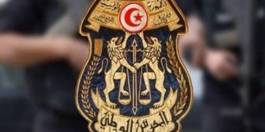 تطاوين: حجز شاحنتين محملتين باكثر من 41 الف قارورة مشروبات كحولية معدة للتهريب بقيمة تزيد عن 640 الف دينار