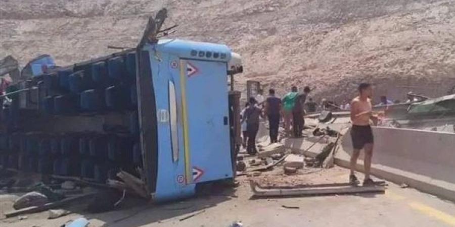 تقرير الفحص الفني بحادث الجلالة: السائق كان يسير بسرعة هائلة بمنعطف منحدر