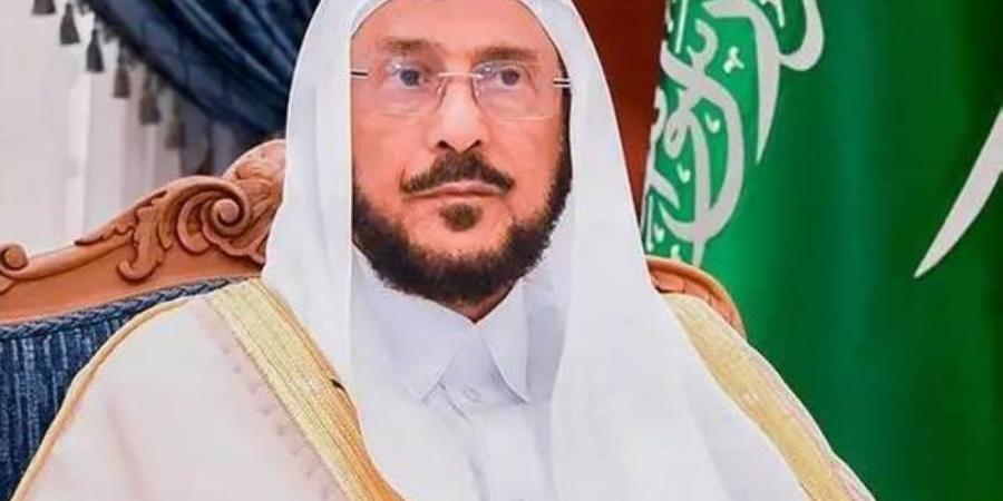 آل الشيخ يوجه خطباء المساجد بأن تتضمن خطبة الجمعة القادمة التوعية بأخذ «لقاح الإنفلونزا»