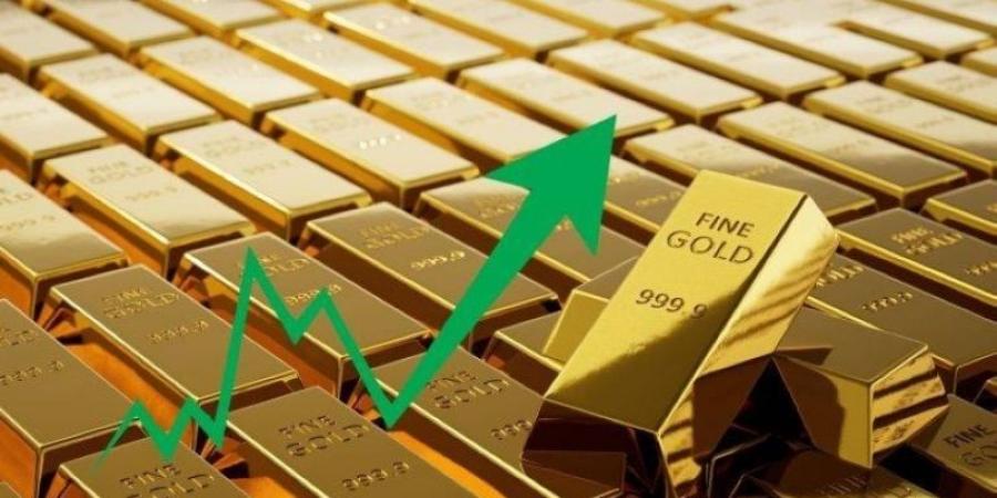 سعر أوقية الذهب يتجاوز (2700) دولار للمرة الأولى على الإطلاق