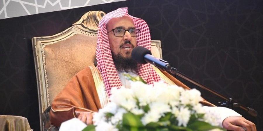 ابن سعيد: الانتماء لأي جماعة من الجماعات «خيانة»