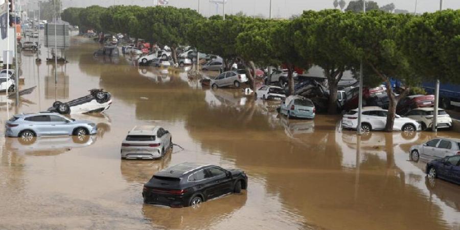 ارتفاع عدد قتلى فيضانات إسبانيا ل205 ومئات المفقودين