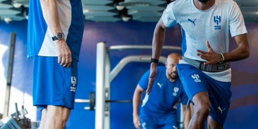 الهلال يطوي صفحة الدوري مؤقتاً ويفتح ملف «نخبة آسيا»